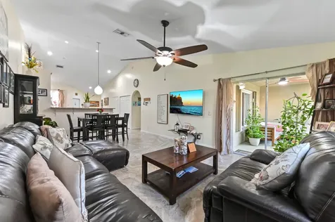 8404 Long Bay West Palm Beach FL 33411
