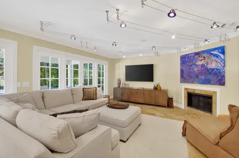 19682 Oakbrook Court Boca Raton FL 33434