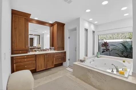 19682 Oakbrook Court Boca Raton FL 33434