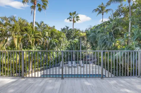 19682 Oakbrook Court Boca Raton FL 33434