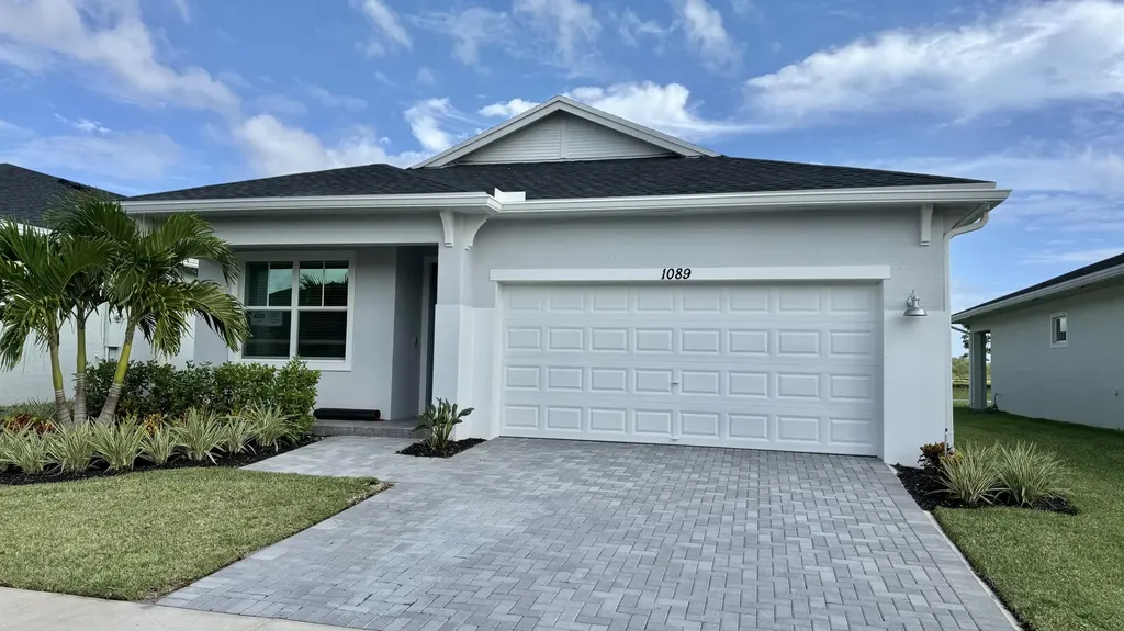 1089 SE Crosswood Way Port Saint Lucie FL 34984