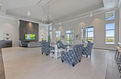 1089 SE Crosswood Way Port Saint Lucie FL 34984