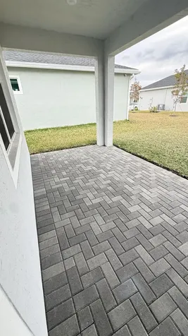 1089 SE Crosswood Way Port Saint Lucie FL 34984