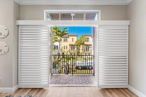 813 Estancia Way Boynton Beach FL 33435