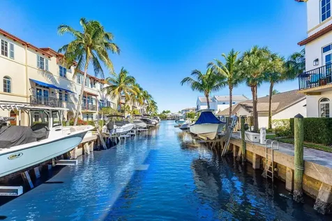 813 Estancia Way Boynton Beach FL 33435