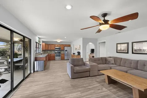 2033 Se Allamanda Drive Port Saint Lucie FL 34952