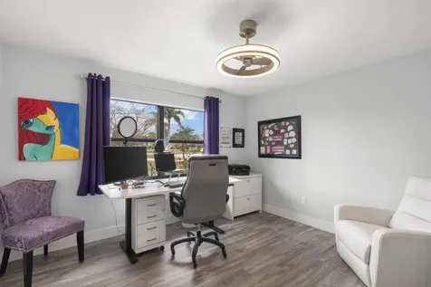 2033 Se Allamanda Drive Port Saint Lucie FL 34952