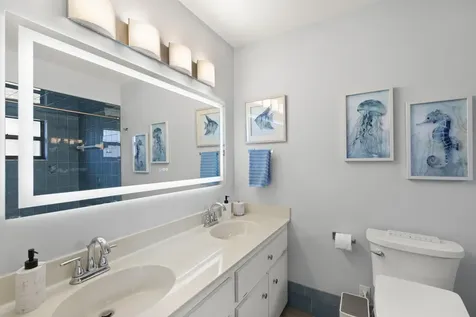 2033 Se Allamanda Drive Port Saint Lucie FL 34952
