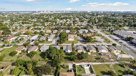 230 SW 13th Avenue Delray Beach FL 33444