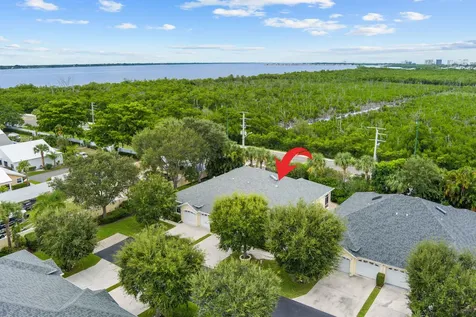 3339 Ne Luna Terrace Jensen Beach FL 34957