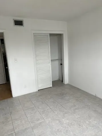 1380 Nw 43rd Terrace Lauderhill FL 33313