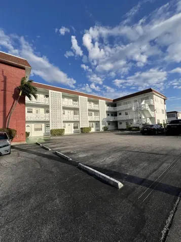 1380 Nw 43rd Terrace Lauderhill FL 33313