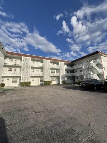 1380 Nw 43rd Terrace Lauderhill FL 33313
