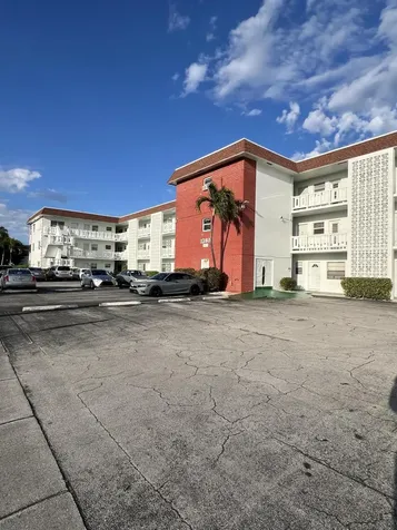 1380 Nw 43rd Terrace Lauderhill FL 33313
