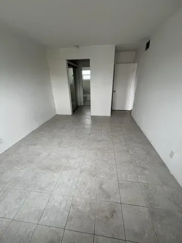 1380 Nw 43rd Terrace Lauderhill FL 33313