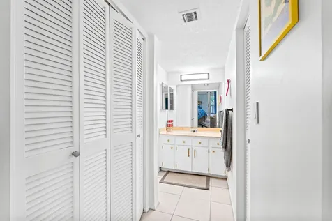2540 Boundbrook Boulevard Palm Springs FL 33406