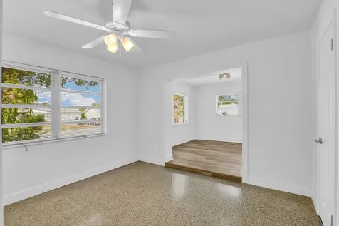 702 Sunset Drive Lake Worth Beach FL 33461