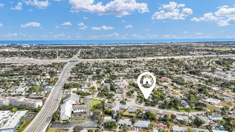 702 Sunset Drive Lake Worth Beach FL 33461