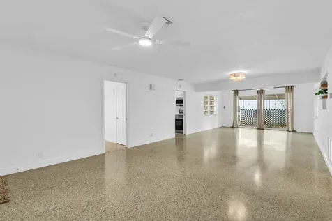 702 Sunset Drive Lake Worth Beach FL 33461