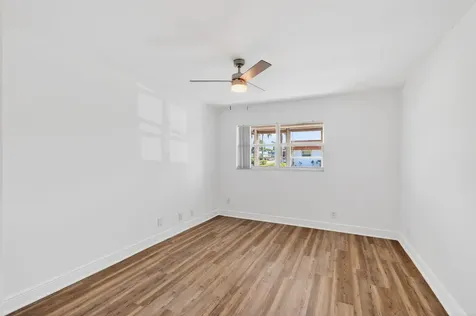 237 Waterford J Delray Beach FL 33446