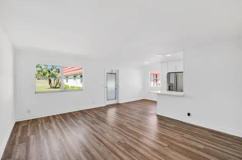 237 Waterford J Delray Beach FL 33446