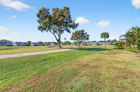 237 Waterford J Delray Beach FL 33446