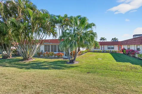 237 Waterford J Delray Beach FL 33446