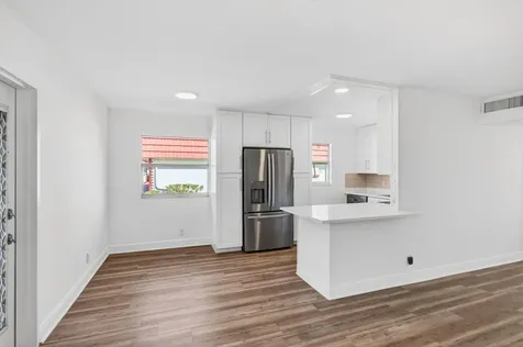 237 Waterford J Delray Beach FL 33446