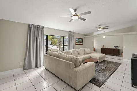2826 Se Calvin Street Port Saint Lucie FL 34952