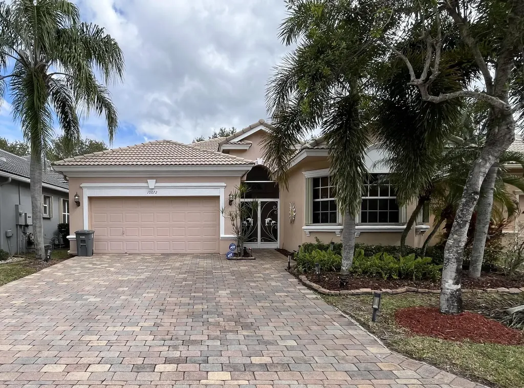 10072 Armani Drive Boynton Beach FL 33437