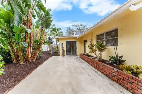603 Riverside Drive Palm Beach Gardens FL 33410