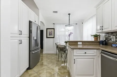 340 Hammocks Trail Greenacres FL 33413