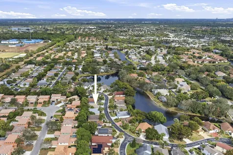 340 Hammocks Trail Greenacres FL 33413