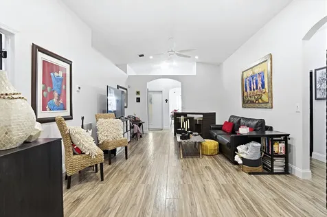 340 Hammocks Trail Greenacres FL 33413