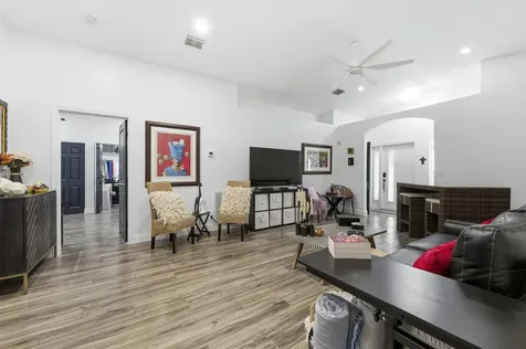 340 Hammocks Trail Greenacres FL 33413