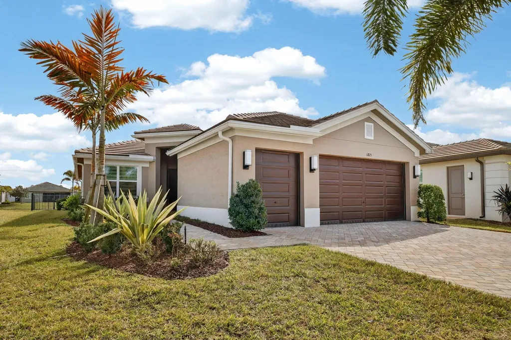 11821 Sw Coral Cove Parkway Port Saint Lucie FL 34987