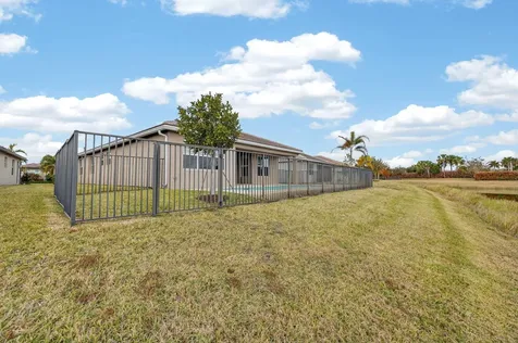11821 Sw Coral Cove Parkway Port Saint Lucie FL 34987