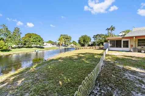 6257 Nw 1st Street Margate FL 33063