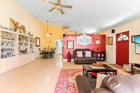 6257 Nw 1st Street Margate FL 33063