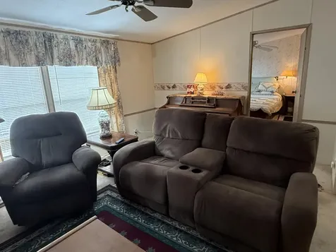 8508 Se Swan Avenue Hobe Sound FL 33455
