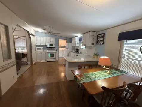 8508 Se Swan Avenue Hobe Sound FL 33455
