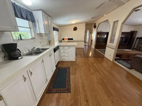 8508 Se Swan Avenue Hobe Sound FL 33455