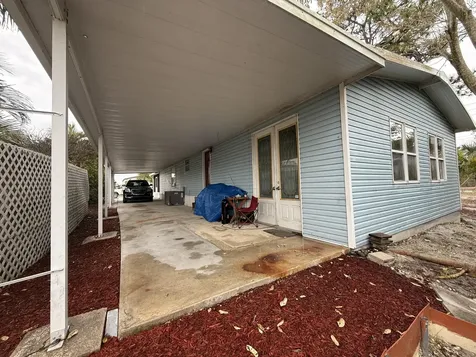8508 Se Swan Avenue Hobe Sound FL 33455