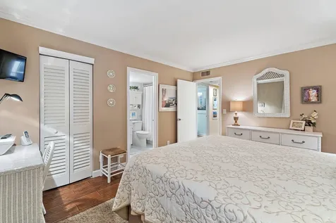 1605 S Us Highway 1 Jupiter FL 33477