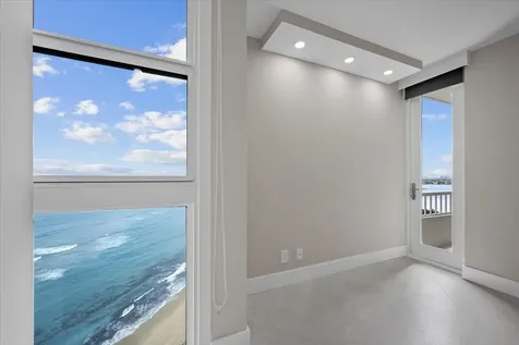 5540 N Ocean Drive Singer Island FL 33404