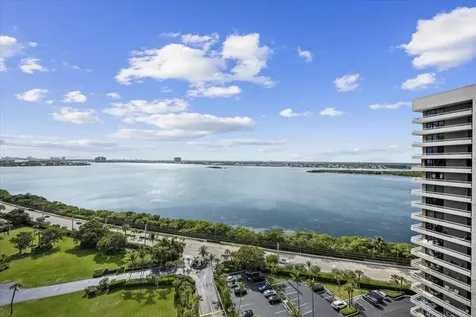 5540 N Ocean Drive Singer Island FL 33404