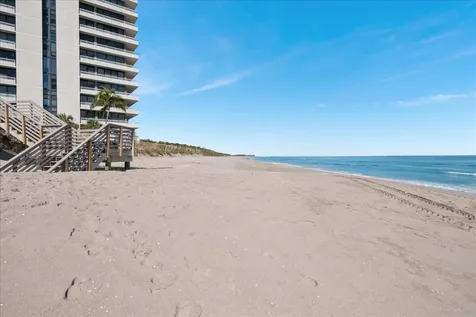 5540 N Ocean Drive Singer Island FL 33404