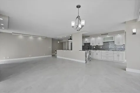 5540 N Ocean Drive Singer Island FL 33404