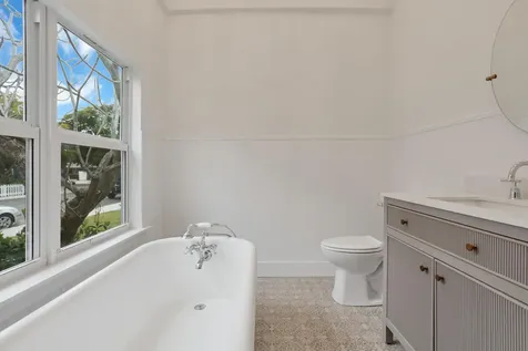 123 S Ocean Breeze Lake Worth Beach FL 33460
