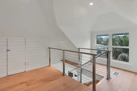 123 S Ocean Breeze Lake Worth Beach FL 33460